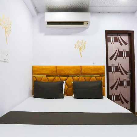 Flips With Mykonos Guest House New Delhi Extérieur photo