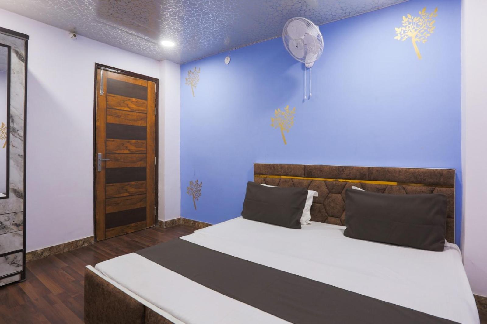 Flips With Mykonos Guest House New Delhi Extérieur photo