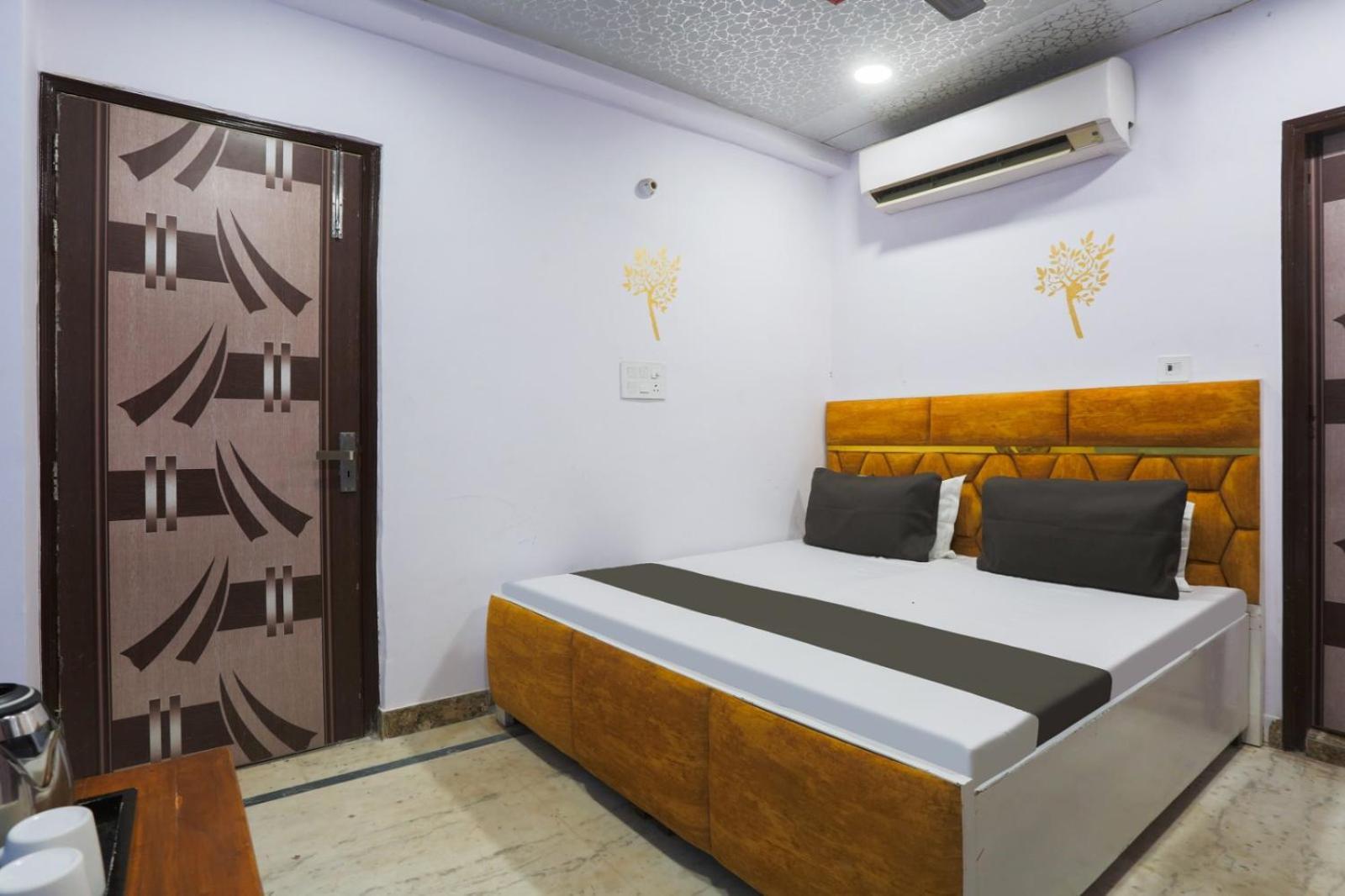 Flips With Mykonos Guest House New Delhi Extérieur photo
